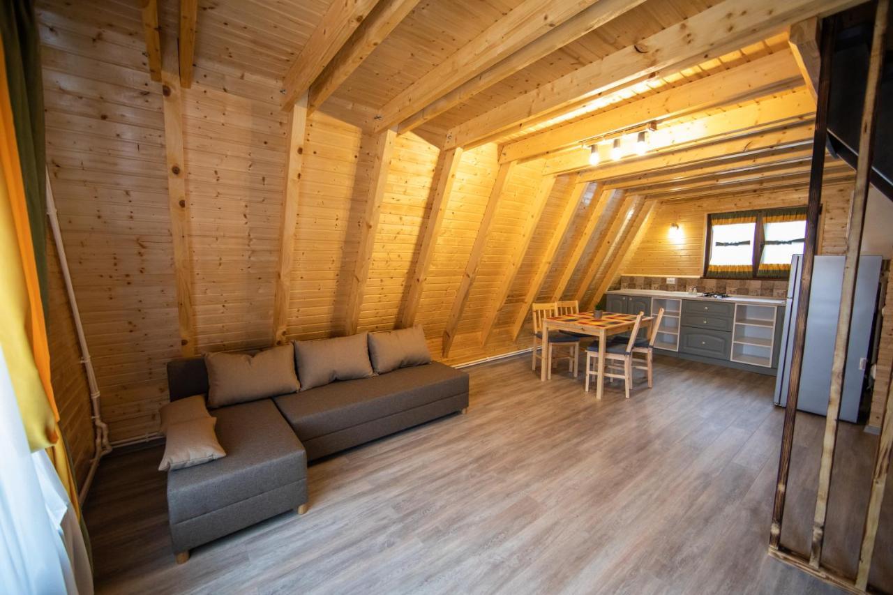 Catunul Din Podei A-Frame Dragoslavele Extérieur photo